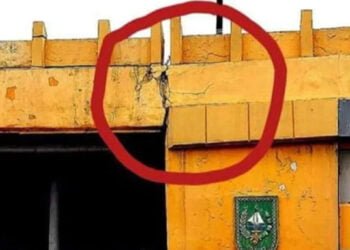 Jembatan Flyover 2 Pekanbaru retak