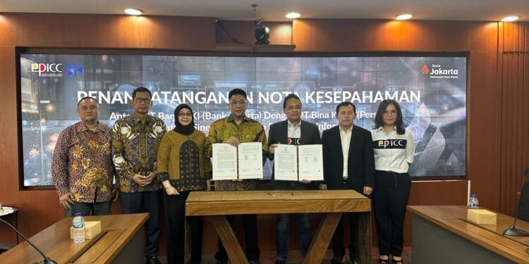 PT Bina Karya Persero dan Bank Jakarta Teken Nota Kesepahaman Sinergi Strategis dalam Pertukaran Informasi dan Penguatan Pembangunan Nasional - Utusan Bangsa Suasana penandatanganan Nota Kesepahaman MoU antara jajaran pimpinan PT Bina Karya Persero dan Bank Jakarta di Kantor Pusat Bank Jakarta Rabu 1672025 sebagai langkah awal sinergi strategis untuk mendukung pembangunan nasional