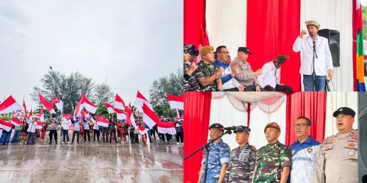 Suasana Gerakan Pembagian Bendera Merah Putih 2025 di Dumai Sabtu 1082025 Ratusan warga bersama unsur Forkopimda TNI Polri dan pemerintah daerah membentangkan dan mengibarkan Sang Merah Putih di tengah hujan