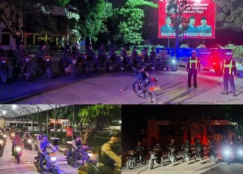 Personel gabungan TNI dan Polri saat menggelar apel dan patroli skala besar di sejumlah titik di wilayah Kabupaten Kampar, Minggu (31/8/2025) malam.