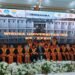 Jajaran pimpinan dosen dan perwakilan wisudawan Universitas IBA UIBA berfoto bersama dalam Sidang Senat Terbuka Wisuda ke XXXIII dan Dies Natalis ke 37 di Gedung Rambang Semesta Palembang Rabu 1792025