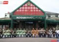 resized_image 1 - Utusan Bangsa Pangdam IISriwijaya Mayjen TNI Ujang Darwis didampingi Ketua Persit KCK Daerah II Sriwijaya berfoto bersama jajaran Kodim 0402OKI dan Forkopimda Kabupaten OKI saat melakukan kunjungan kerja Senin 15920