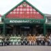 Pangdam IISriwijaya Mayjen TNI Ujang Darwis didampingi Ketua Persit KCK Daerah II Sriwijaya berfoto bersama jajaran Kodim 0402OKI dan Forkopimda Kabupaten OKI saat melakukan kunjungan kerja Senin 15920